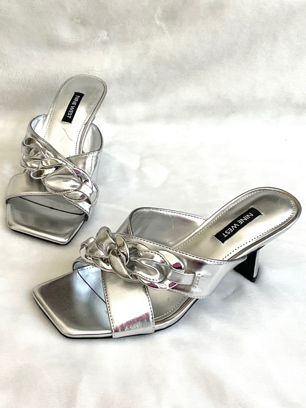 SILVER METSLLIC SQUARE OPEN TOE CHAIN LINK MULE HEEL SANDALS SIZE 7M